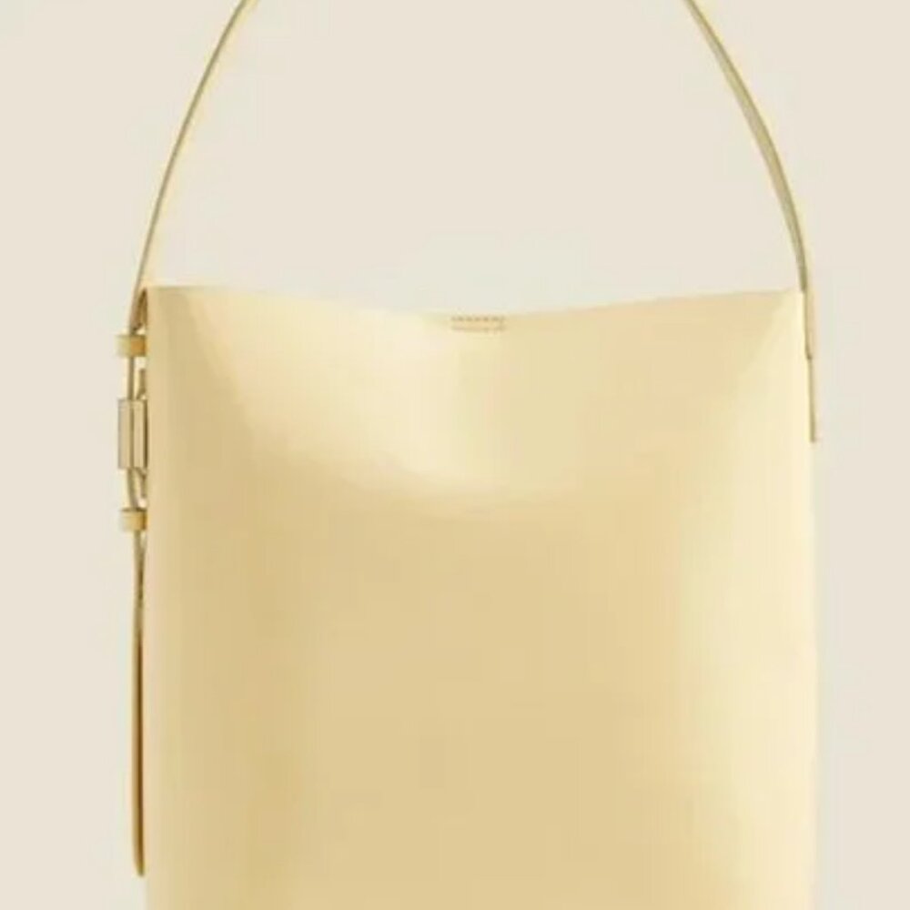 Cream/Beige/Yellow Edie bucket bag in Italian leather